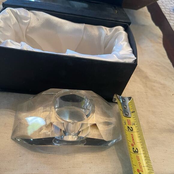 Oleg Cassini Crystal tealight candle holder with box - Picture 10 of 10